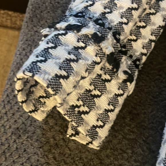 Classy houndstooth coat - Picture 2 of 6